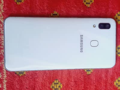 SAMSUNG A30