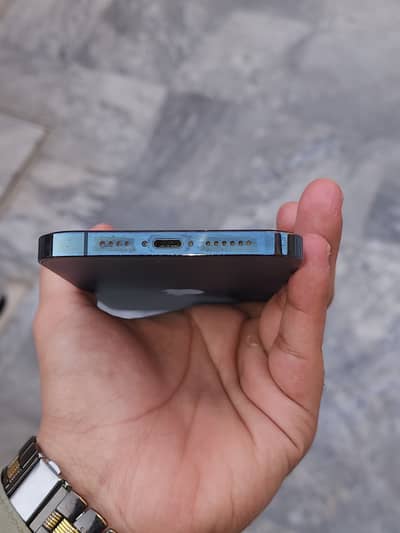 12pm 80BH 9/10 FU waterpack