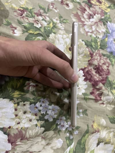 Huawei mate 10 lite smart phone 64 gb storage power button is not