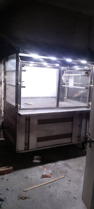 Burger point counter and fryer etc