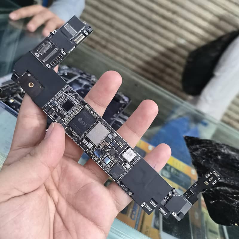 ipad mini 6 broken 2