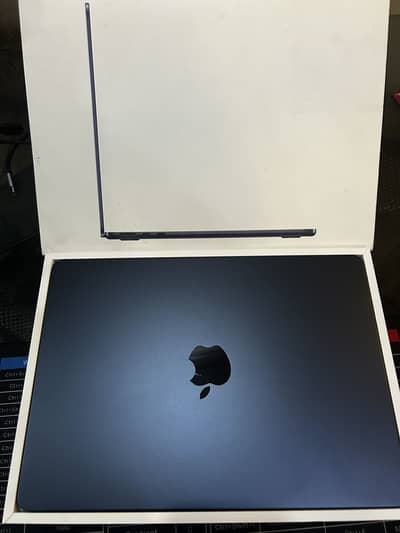 Macbook Air M2 Lush