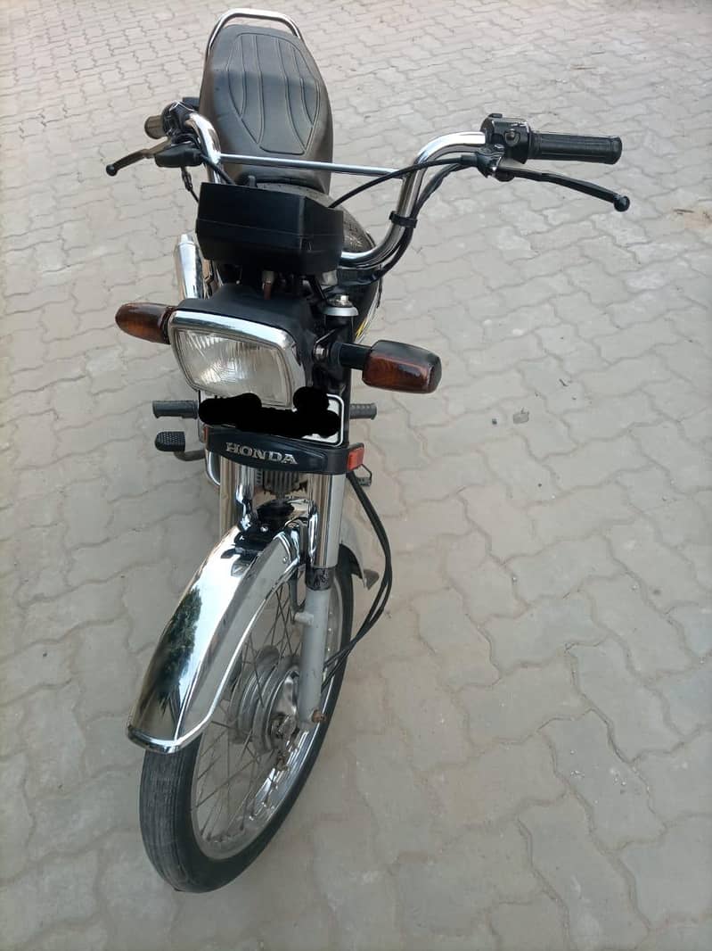 CD70 2023/22 MODEL 2