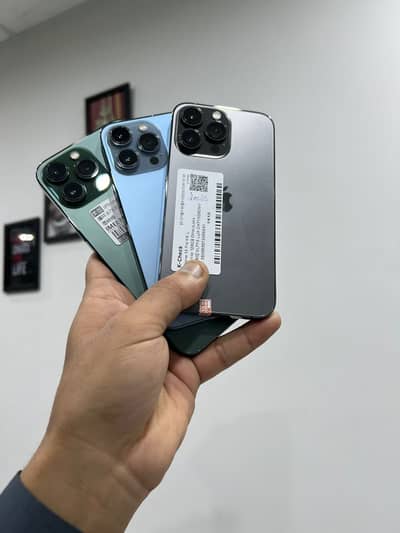 iPhone 13 Pro /13 pro max   - Jv - 4 Months SIM Time