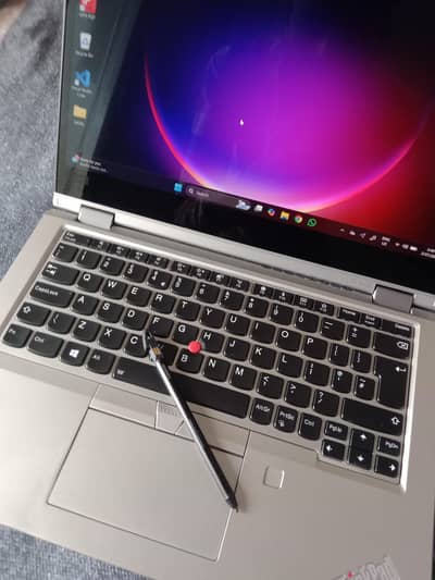 Lenovo ThinkPad Yoga L13 (2 -in-1)