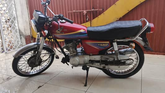 125 for sale 2012 model everything is genuine