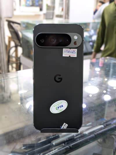 Google Pixel 9 Pro XL 256GB Black – Like New Condition