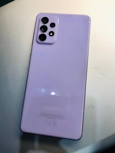 samsang A72 with original box and cable