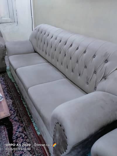 1.2.   3   sofa  in throwing price  butifull v less use