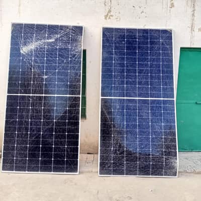 Jinko Longi 585 Damage panel