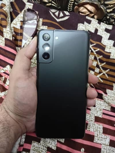 S21 plus 8 RAM 128 GB