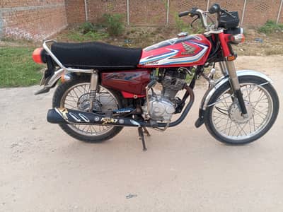 Total Genuine Lush Honda With Powerful & SealPack Engine