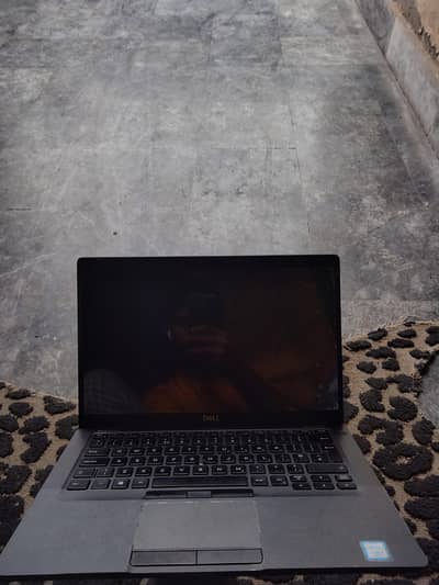 Dell Laptop for Sale.