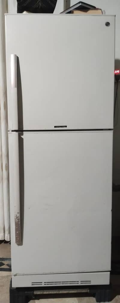 Full size refrigerator