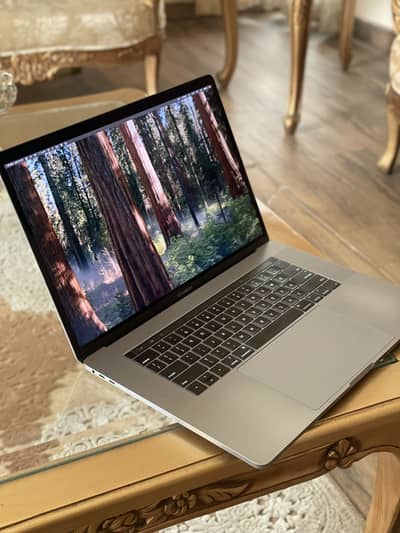 MacBook Pro 2018 15 inch