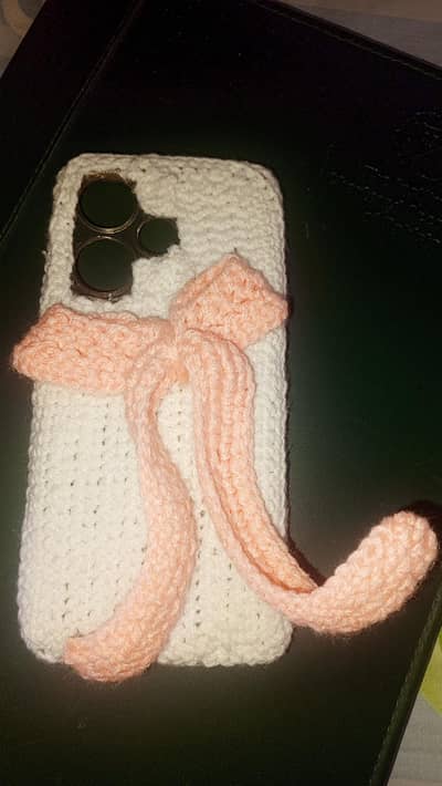 crochet mobile cover