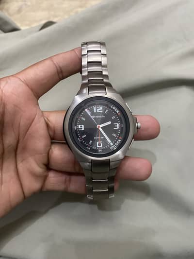 Toyota Land Cruiser Mobilizer Watch