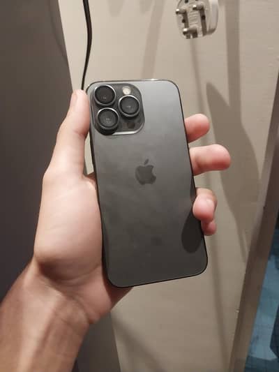 iPhone 13 pro factory unlock