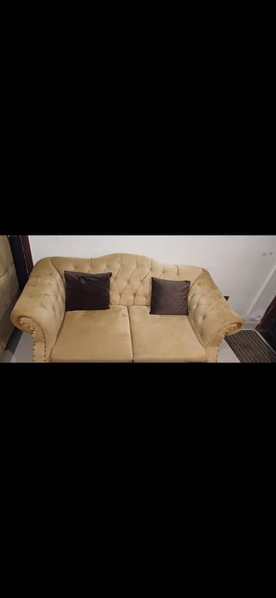 7 seater sofa set in beige color fully velvet fabric.
