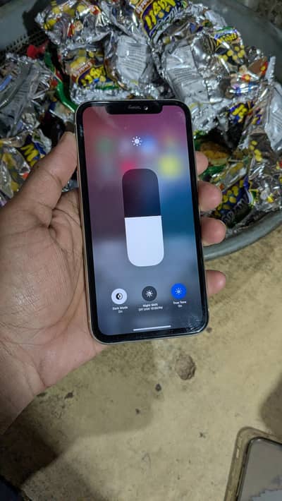 Iphone 11 Jv 64 Gb . Battery Change 100 Health .