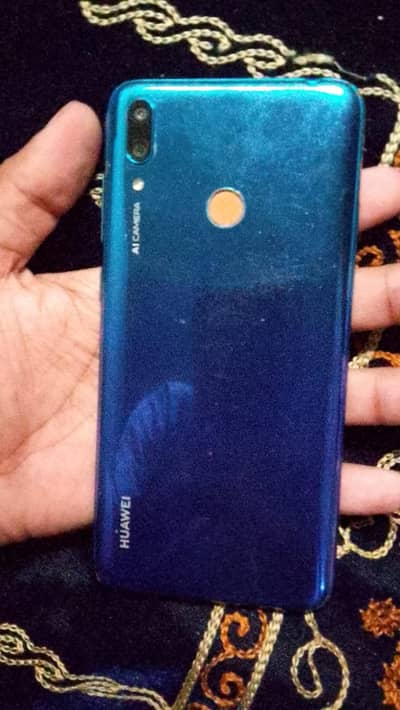 Huawei y7prime available for sell