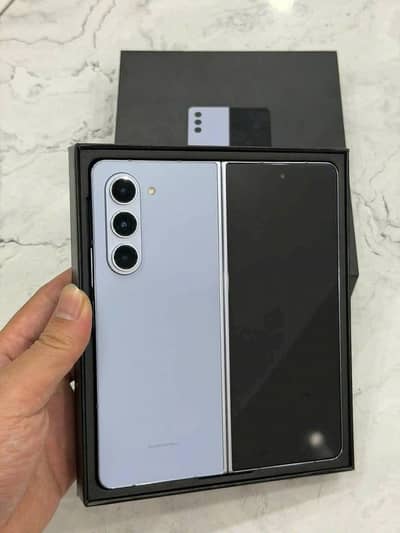 Samsung Z Fold 5