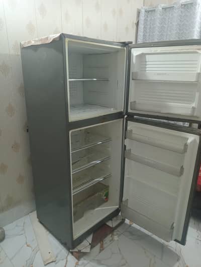 Dawlance fridge for sale.