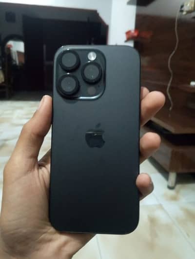 iphone 16 pro 15 cycle
