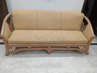Sofa set with table