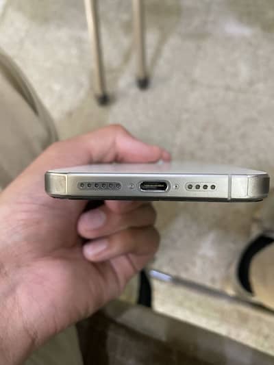 iPhone 15 pro max jv