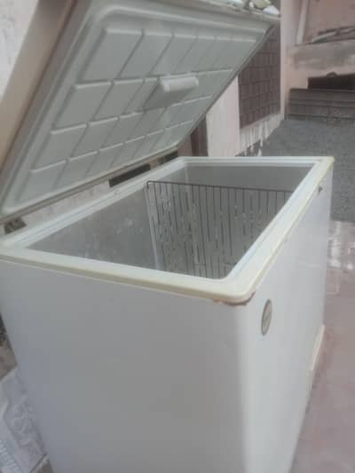 freezer D used condition