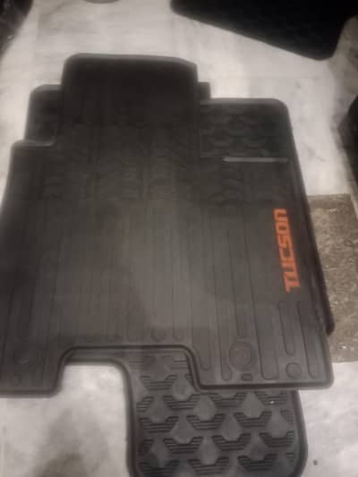 RUBBER FLOOR MATTS HYUNDAI TUCSON 2021-2024