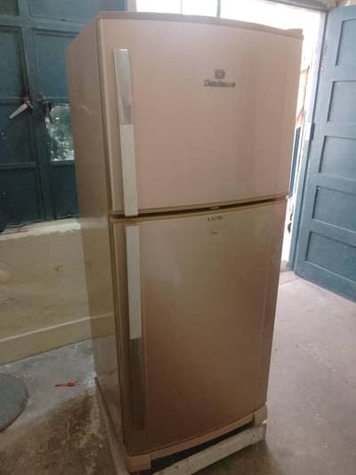 Dawlance medium sized