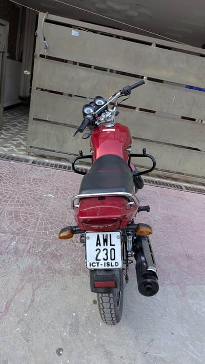 Yamaha YB 125Z – 2018 Model – Excellent Condition