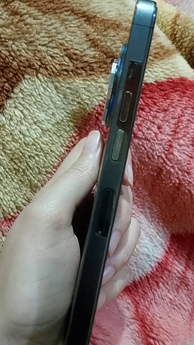 I phone 13 Pro Factory Unlock