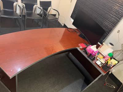 office executive table