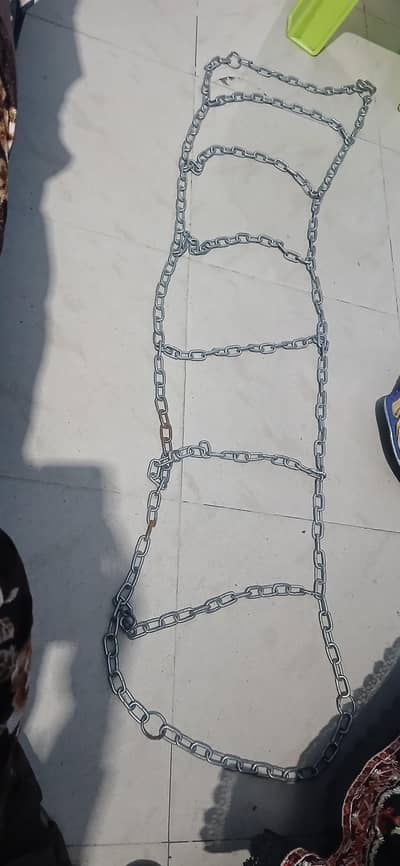 Snow chains for cars