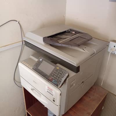 Mobile & Book Center