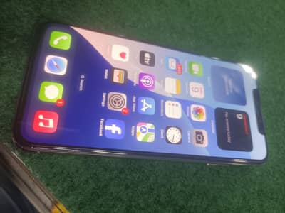 iPhone xs max gold colour 64gb non pta