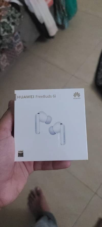 Brand New Huawei Free Buds 6i pro. China