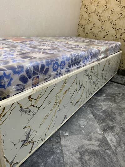 Single Bed with Molty Foam