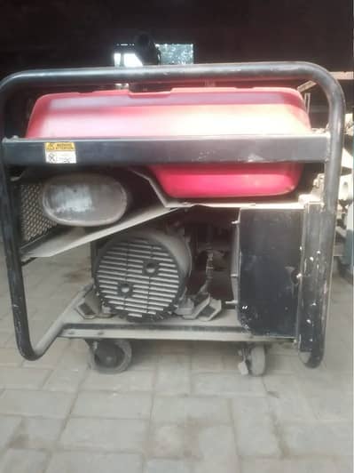 Honda Elemax (Japan) 9.5 kva Petrol + Gas
