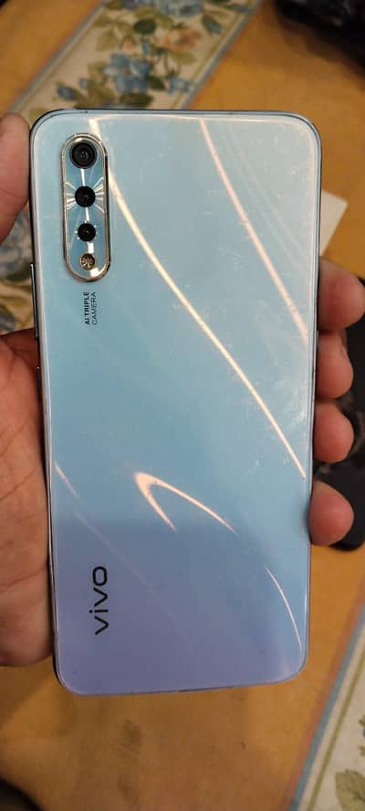 Vivo s1