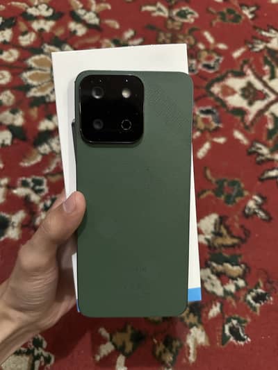 HONOR 7C  (8/256 go ) with box