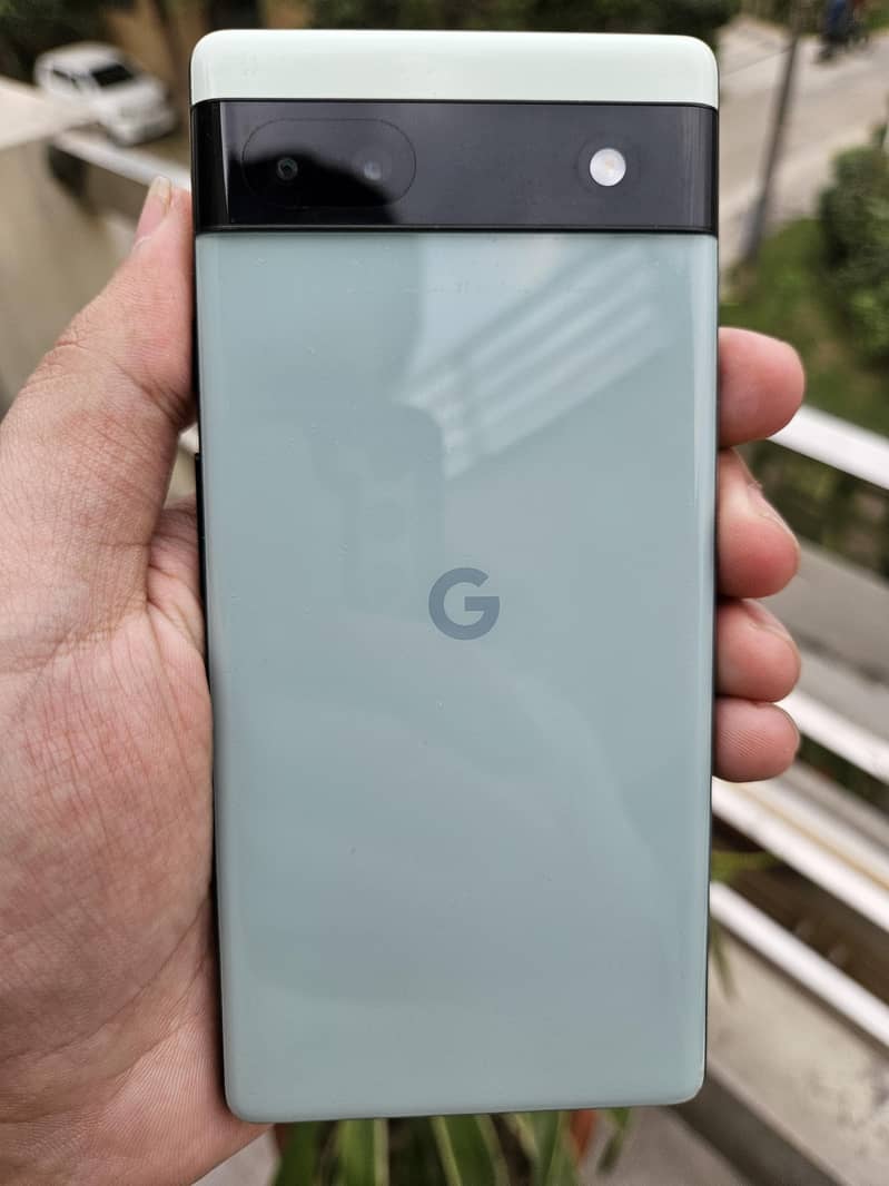 GOOGLE Pixel 6a 1