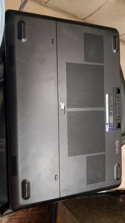 Dell I 7 6 16 gb 256 gb 4 gb ghrapic card