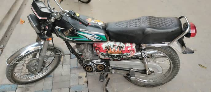 HONDA 125 FOR SALE 2014 MODEL WHATSAPP 03208870781