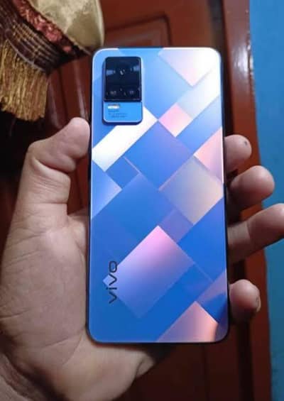 Vivo v21e Model hai Ram 8  Rom 128