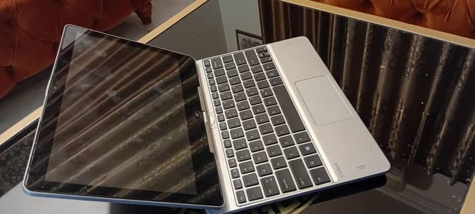 HP 810 Revolve Elite Book . Toataly New .