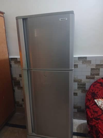 Orient fridge 2 door with cold freezer